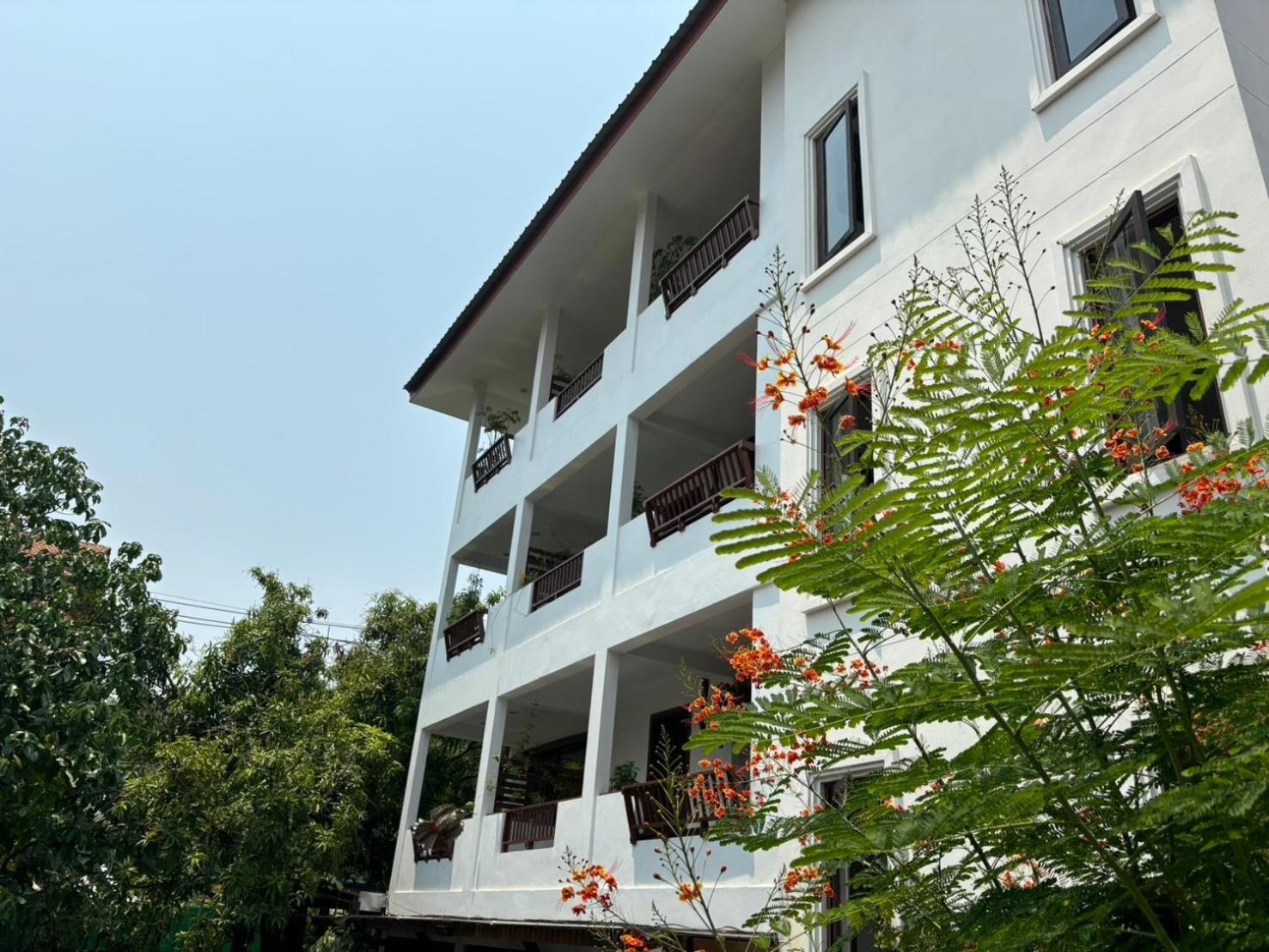 Yindee Stylish Guesthouse Чиангмай Екстериор снимка