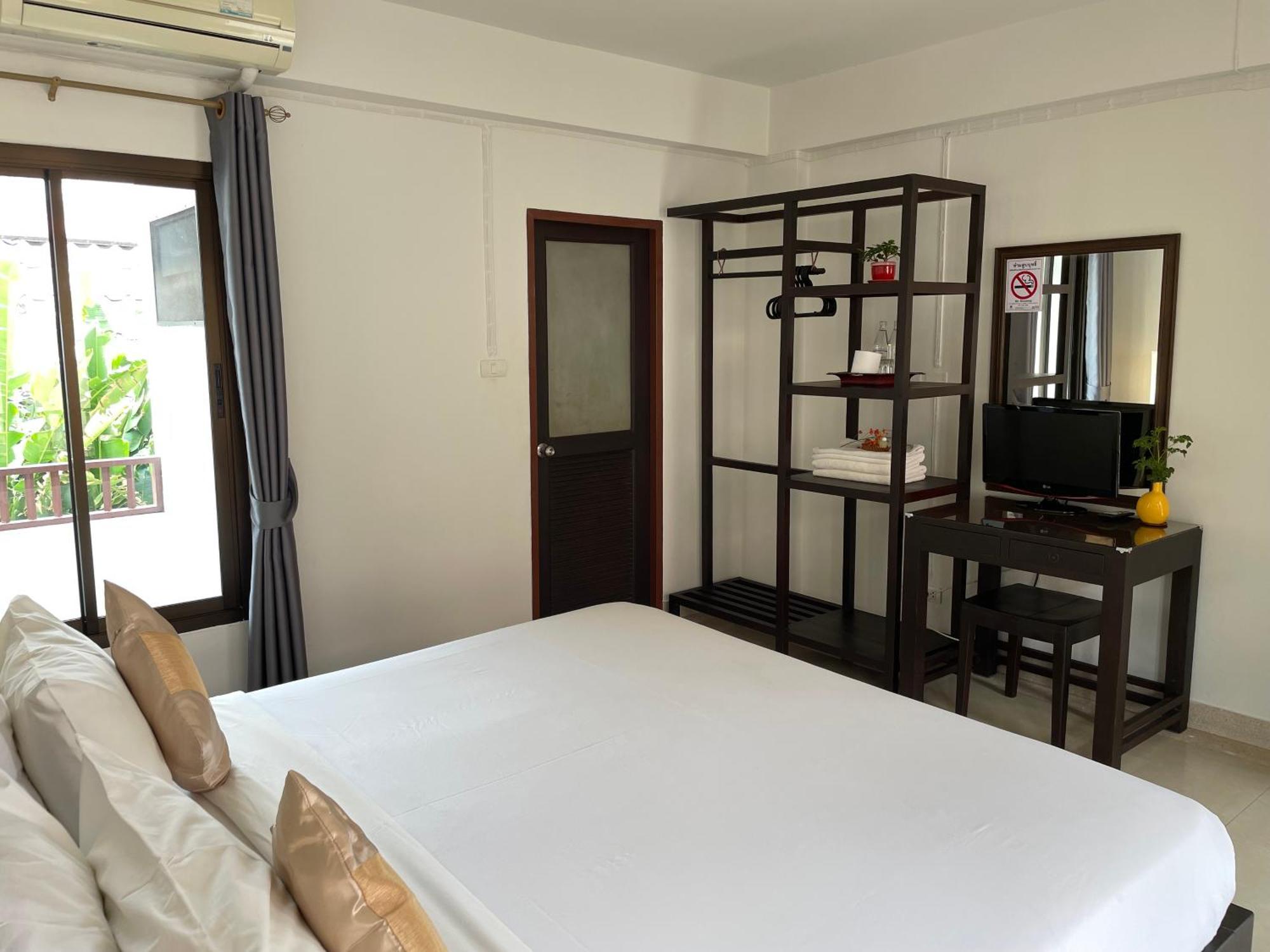 Yindee Stylish Guesthouse Чиангмай Екстериор снимка