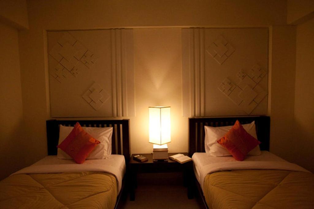 Yindee Stylish Guesthouse Чиангмай Стая снимка