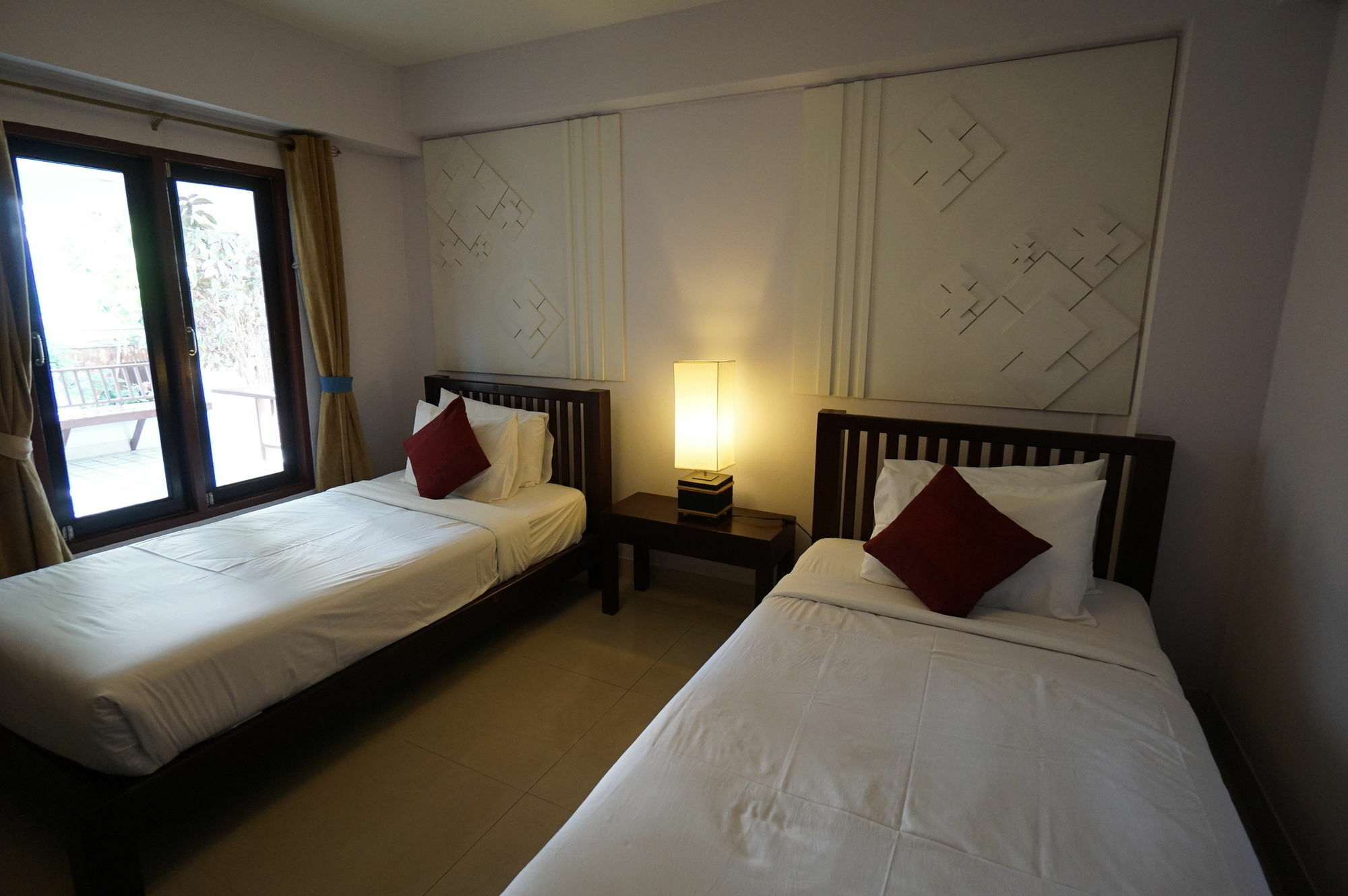 Yindee Stylish Guesthouse Чиангмай Екстериор снимка