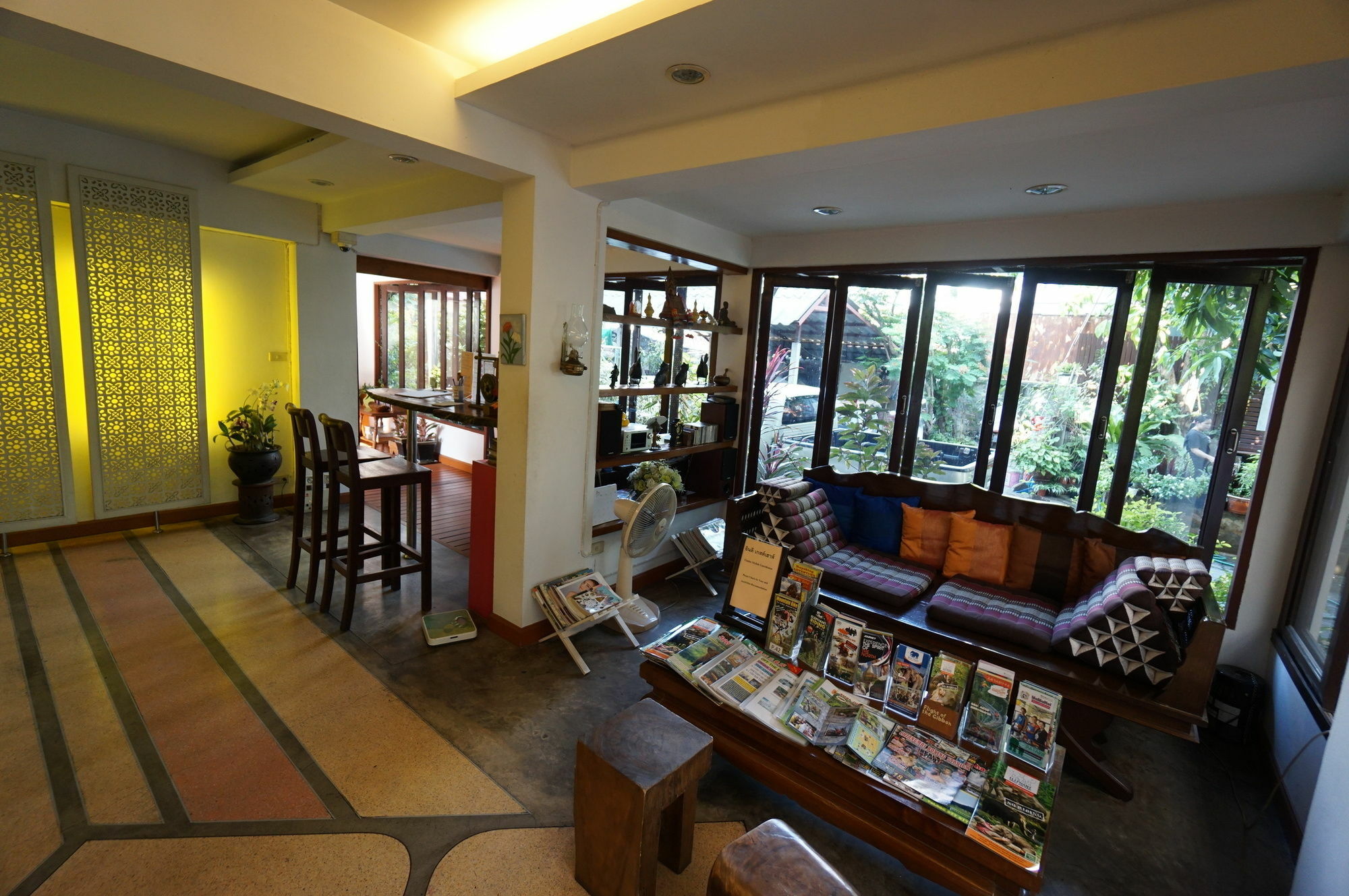 Yindee Stylish Guesthouse Чиангмай Екстериор снимка